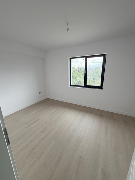 Parfumului, Bragadiru, duplex P+1E+Pod mansardabil.